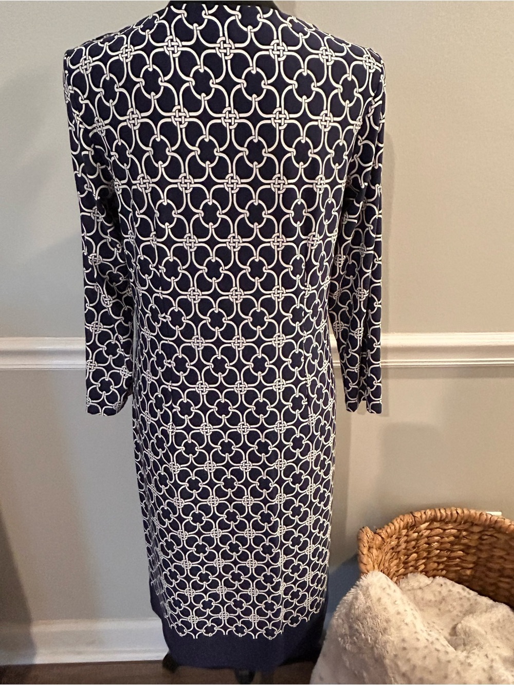 Talbots Navy & White Long-Sleeve Geometric Shift Dress Size Medium - Picture 5 of 7